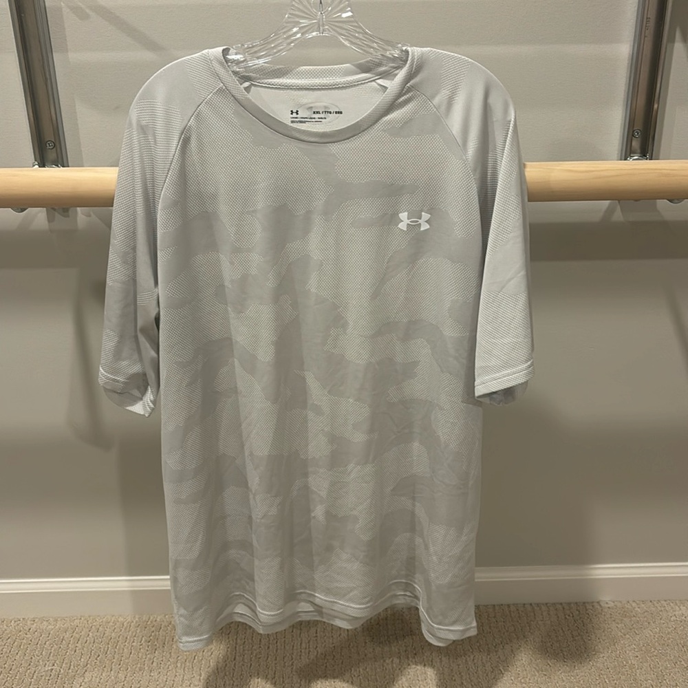 Men’s Under Armor Grey Camo Training Shirt